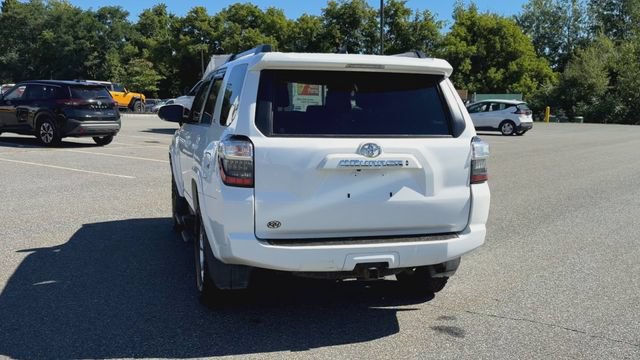 Used 2022 Toyota 4Runner SR5 AWD/4WD image 7