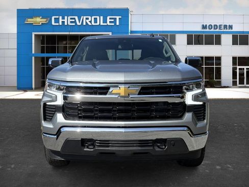 Used 2025 Chevrolet Silverado 1500 LT w/ Z71 Off-Road Package AWD/4WD image 7