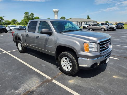Used 2013 GMC Sierra 1500 SLE w/ Power Tech Package AWD/4WD image 9