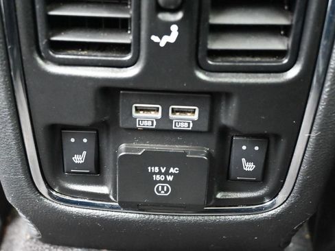 Used 2017 Dodge Durango GT w/ Premium Group AWD/4WD image 25
