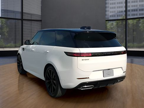 New 2026 Land Rover Range Rover Sport Dynamic SE AWD/4WD image 7