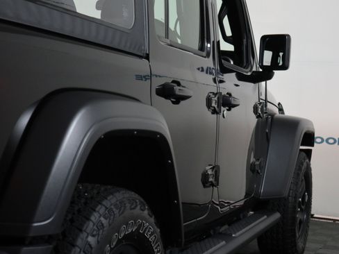 Used 2022 Jeep Wrangler Unlimited Sport image 5