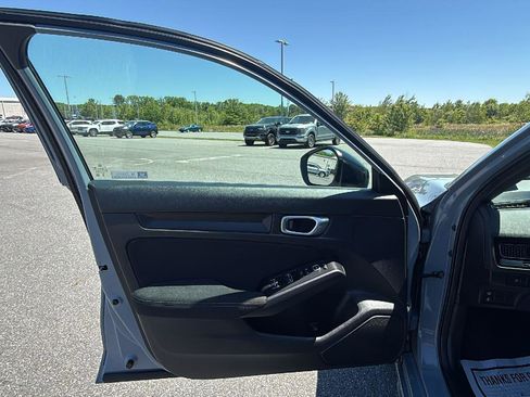 Used 2024 Honda Civic Sport image 24