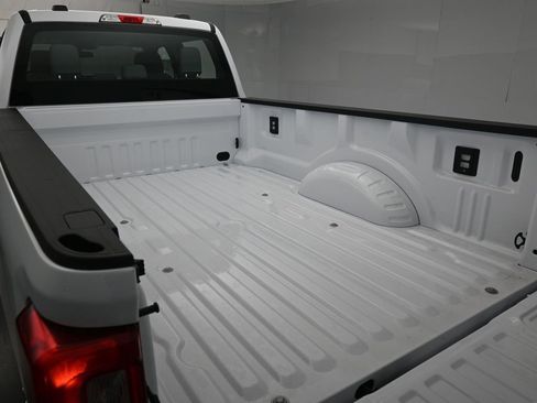New 2026 Ford F350 XL w/ XL Chrome Package RWD image 23