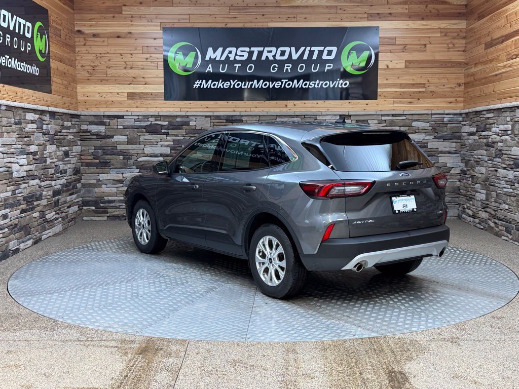 Used 2023 Ford Escape Active AWD/4WD image 7