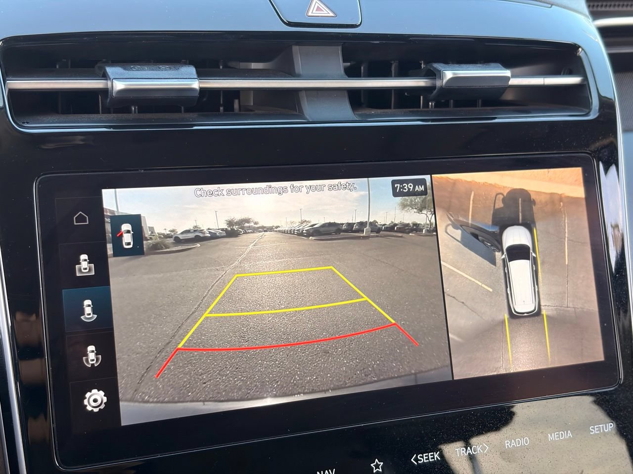 Used 2022 Hyundai Tucson Limited AWD/4WD image 23