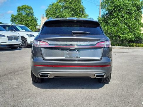 Used 2019 Lincoln Nautilus Reserve FWD image 5
