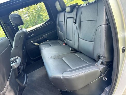 Used 2023 Toyota Tundra Platinum AWD/4WD image 18