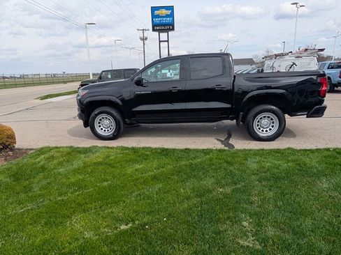 Certified 2023 Chevrolet Colorado W/T image 10