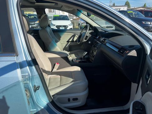 Used 2009 Ford Taurus Limited FWD image 16