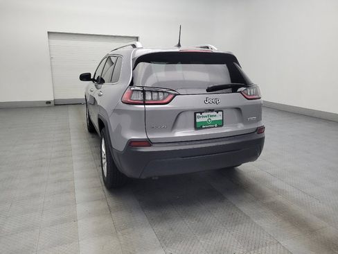 Used 2019 Jeep Cherokee Latitude w/ Popular Appearance Group image 5
