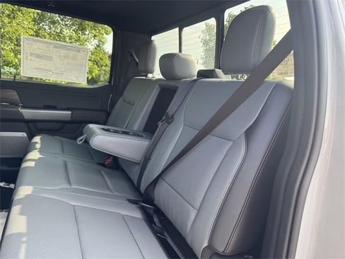 New 2024 Ford F150 Lightning Lariat image 14