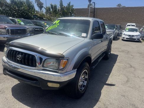 Used 2004 Toyota Tacoma PreRunner w/ SR5 Pkg RWD image 2