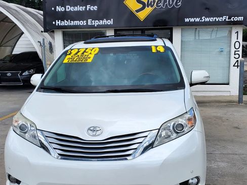 Used 2014 Toyota Sienna Limited w/ Limited Premium Package AWD/4WD image 2
