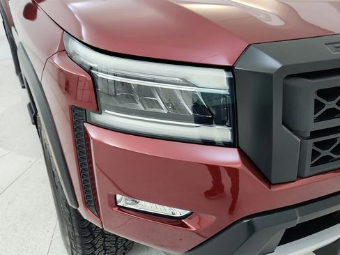 Used 2022 Nissan Frontier PRO-4X w/ Technology Package image 22