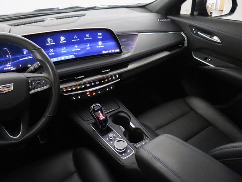 Certified 2025 Cadillac XT4 Sport AWD/4WD image 27