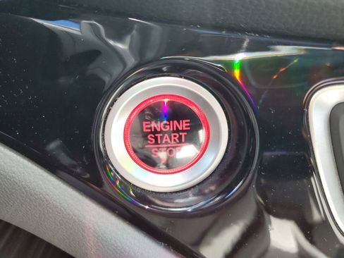 Used 2019 Honda Pilot Touring image 24