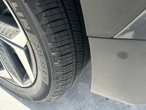 Used 2022 Hyundai Tucson Limited AWD/4WD image 11