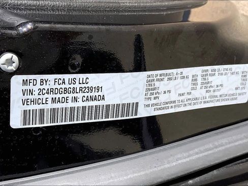 Used 2020 Dodge Grand Caravan SE image 31