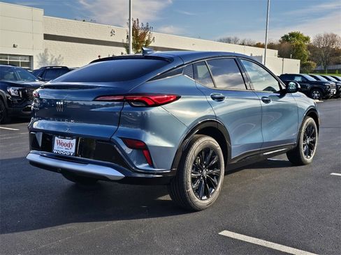 New 2026 Buick Envista Sport Touring image 8