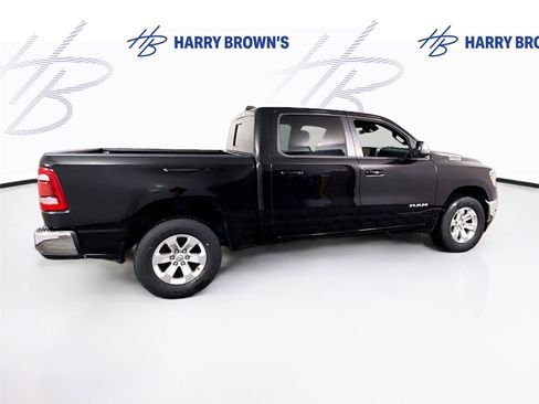 Used 2024 RAM 1500 Laramie AWD/4WD image 32