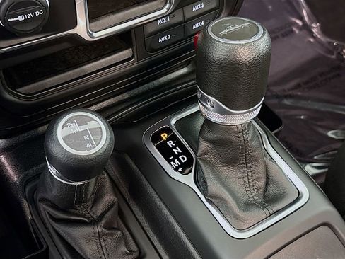 Used 2023 Jeep Gladiator Sport w/ Trailer Tow Package image 19