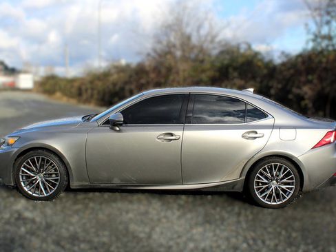 Used 2014 Lexus IS 250 image 4