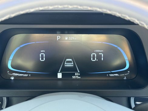 Certified 2025 Hyundai Elantra Sport image 19