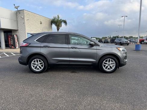Certified 2023 Ford Edge SEL w/ Convenience Package image 2
