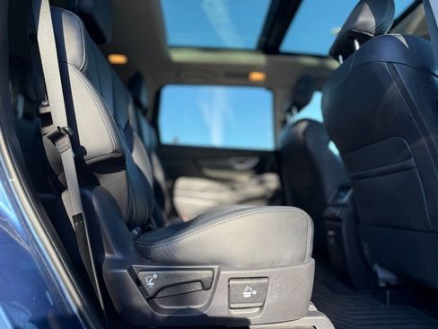 Used 2022 Subaru Ascent Limited w/ Technology Package image 19