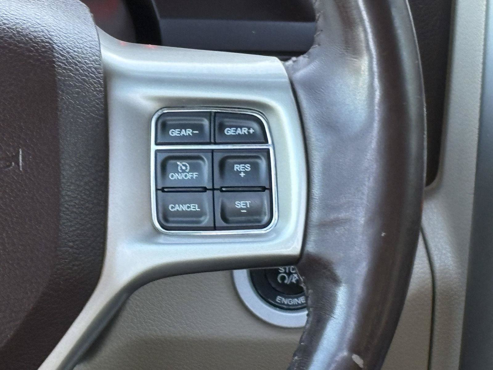 Used 2016 RAM 1500 Laramie w/ Convenience Group AWD/4WD image 11