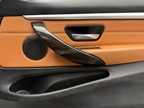 Used 2018 BMW 430i Convertible image 40