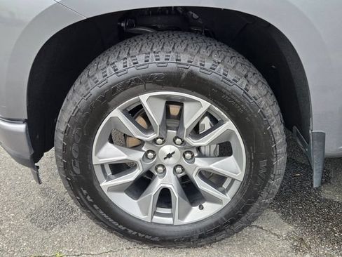 Used 2021 Chevrolet Silverado 1500 RST AWD/4WD image 19