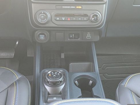 New 2025 Ford Maverick Lobo image 33