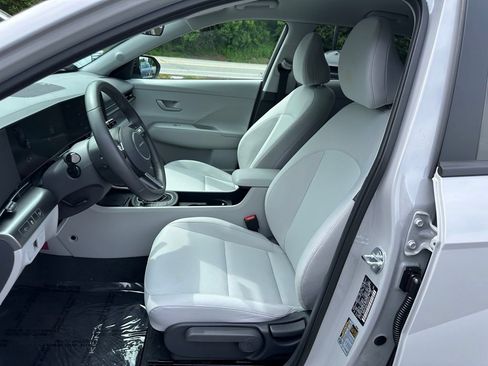 Certified 2026 Hyundai Kona SEL Sport AWD/4WD image 11