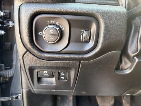 Used 2025 RAM 1500 Big Horn AWD/4WD image 12