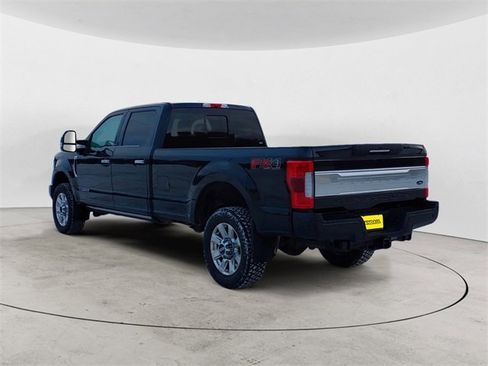 Used 2017 Ford F350 Platinum w/ Platinum Ultimate Package image 3