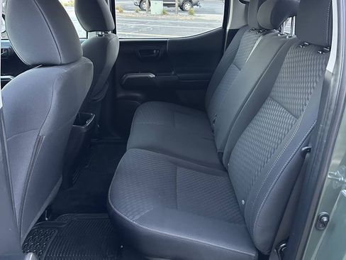 Used 2022 Toyota Tacoma SR5 w/ Trail Edition AWD/4WD image 19