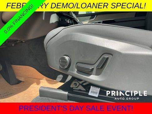 New 2026 Volvo XC90 B5 Core image 22