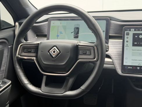 Used 2025 Rivian R1S Adventure AWD/4WD image 15