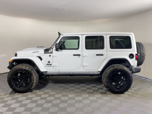 Used 2022 Jeep Wrangler Unlimited Sport w/ Sun And Sound Package image 2