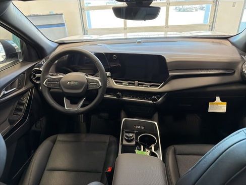 New 2026 Chevrolet Equinox LT image 34