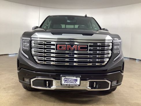 Used 2022 GMC Sierra 1500 Denali AWD/4WD image 3