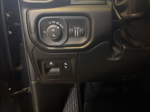 New 2026 RAM 1500 Big Horn AWD/4WD image 23