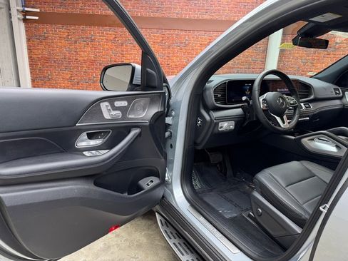 Certified 2022 Mercedes-Benz GLS 450 4MATIC image 9