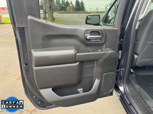 Used 2023 Chevrolet Silverado 1500 Custom image 10