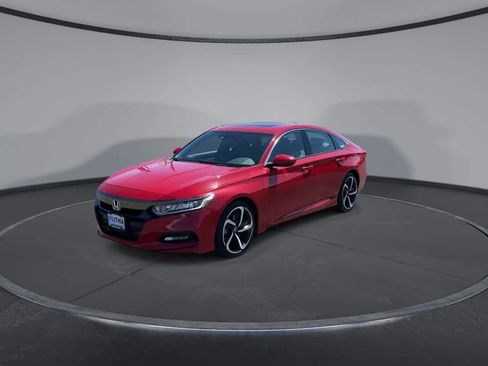 Used 2018 Honda Accord Sport image 5