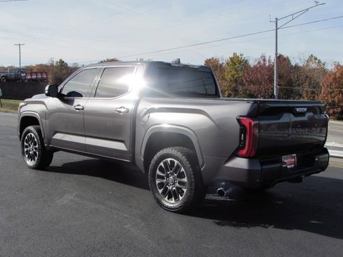 Used 2022 Toyota Tundra Limited image 5