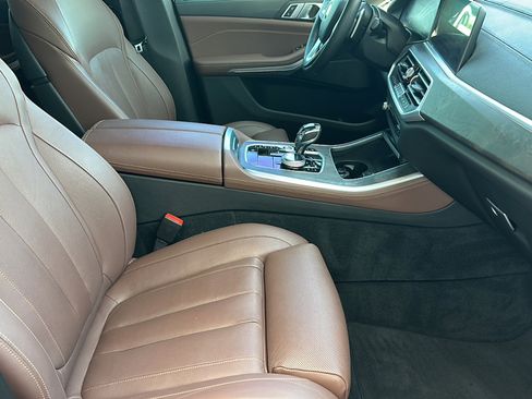 Used 2022 BMW X5 sDrive40i w/ Executive Package image 22