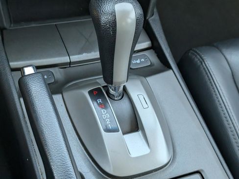 Used 2011 Honda Accord EX-L image 18